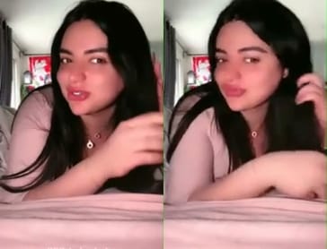 لبوة راقدة علي بطنها وطالعة لايف تقول كلام يهيج